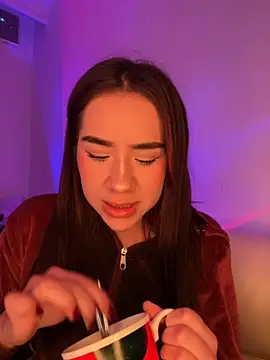 Im Valen Cute online show from October 2025 01:26:01 AM