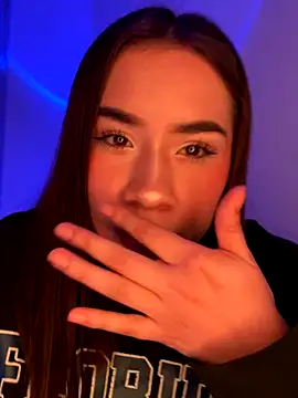 Im Valen Cute online show from October 2025 04:22:01 AM