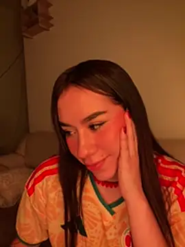 Snapshot of Im_Valen_Cute chatting on June 2026 03:57:01 AM Im Valen Cute online show from June 2026 03:57:01 AM