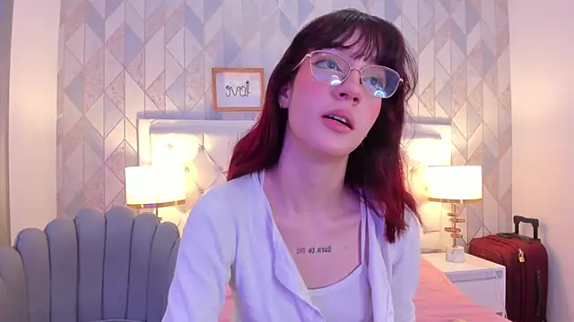 Snapshot of Nastya_Fantasy chatting on February 2025 07:21:02 PM Nastya Fantasy online show from February 2025 07:21:02 PM