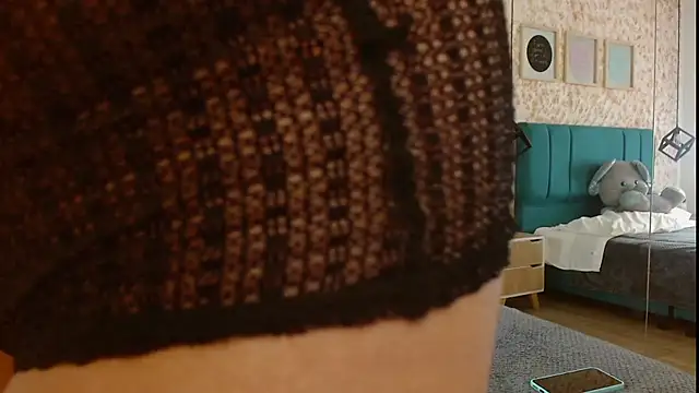 Snapshot of July_gh chatting on March 2025 08:21:02 PM July gh online show from March 2025 08:21:02 PM