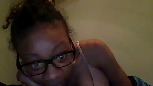 prettybrownhunybun online show from December 2024 10:56:02 PM