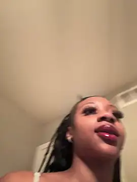 prettybrownhunybun online show from December 2024 11:35:01 PM