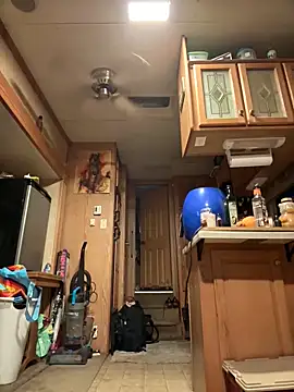 KBD85 online show from March 2026 02:04:02 AM