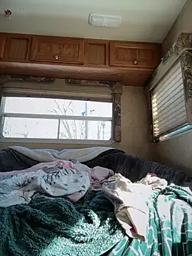 KBD85 online show from February 2026 07:01:02 PM