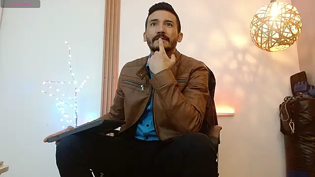 Reiko 85  online show from January 2026 02:31:01 PM