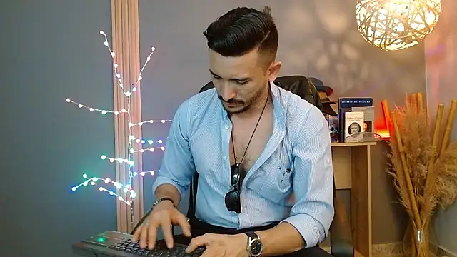 Reiko 85  online show from March 2026 07:31:01 PM