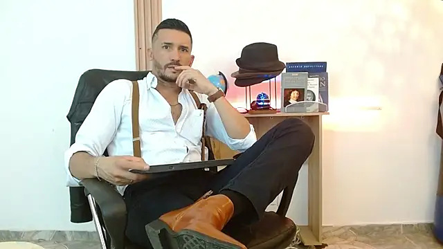 Reiko 85  online show from November 2025 07:57:01 PM