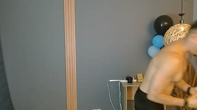 Snapshot of Reiko_85_ chatting on April 2026 02:29:02 PM Reiko 85 online show from April 2026 02:29:02 PM