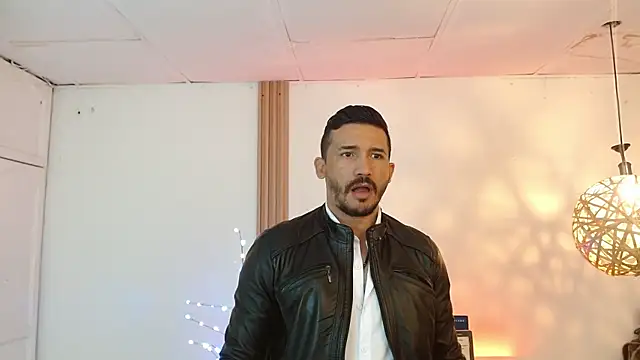 Reiko 85  online show from January 2026 02:35:02 PM