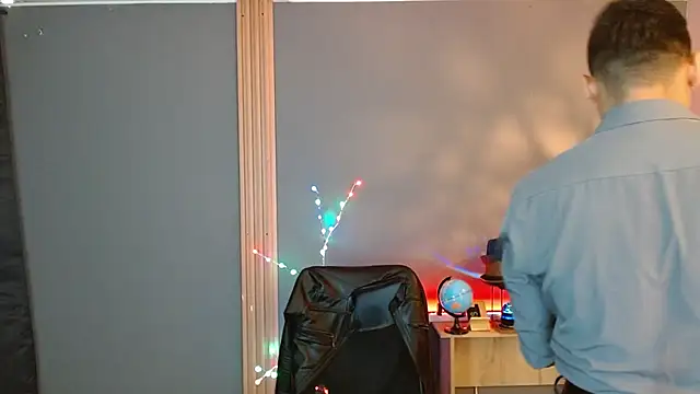 Reiko 85  online show from March 2026 02:39:02 PM