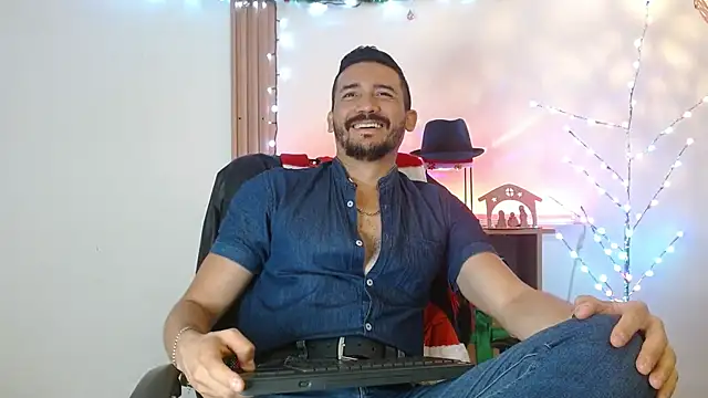 Reiko 85  online show from December 2025 02:52:02 PM