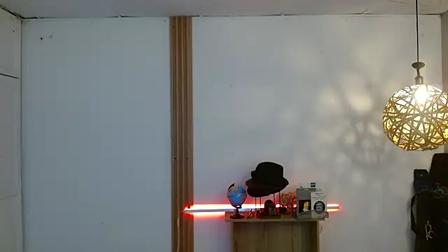 Reiko 85  online show from November 2025 02:32:01 PM