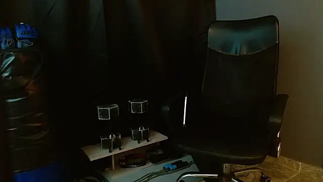 Reiko 85  online show from March 2026 02:31:01 PM