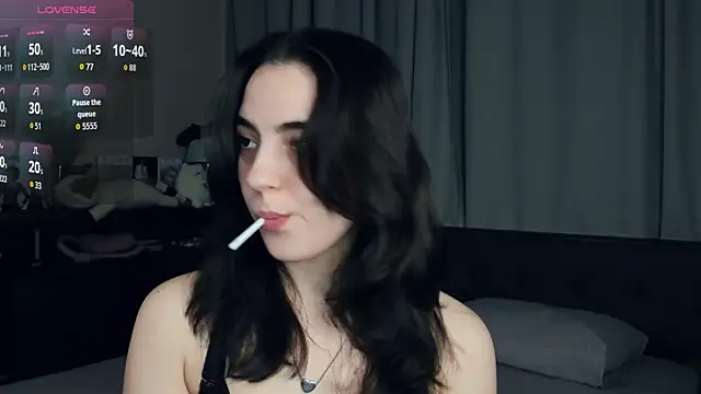 DracosMoon online show from November 2025 07:08:01 AM