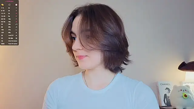 DracosMoon online show from April 2026 07:26:02 AM