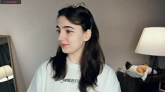 DracosMoon online show from December 2025 07:02:02 AM