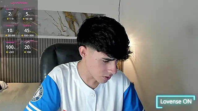 Dyla n18 online show from March 2026 08:54:02 PM