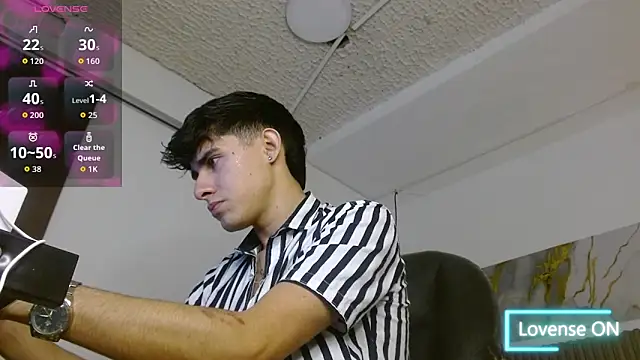 Snapshot of Dyla_n18 chatting on February 2026 08:20:02 PM Dyla n18 online show from February 2026 08:20:02 PM