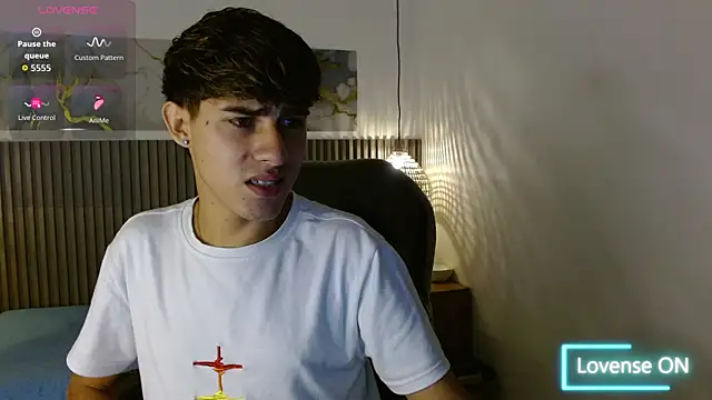 Dyla n18 online show from November 2025 08:34:02 PM