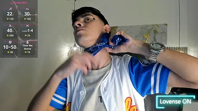 Dyla n18 online show from May 2026 08:22:01 PM