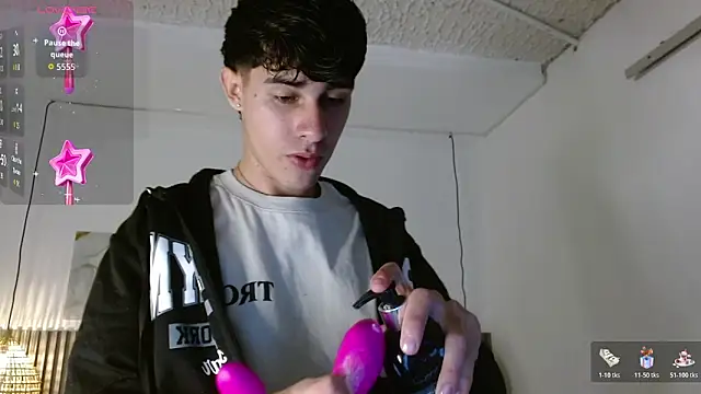 Dyla n18 online show from March 2026 08:16:01 PM