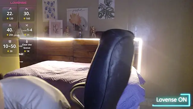 Dyla n18 online show from November 2025 08:09:02 PM