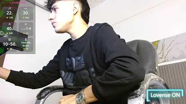 Snapshot of Dyla_n18 chatting on February 2026 07:53:01 PM Dyla n18 online show from February 2026 07:53:01 PM