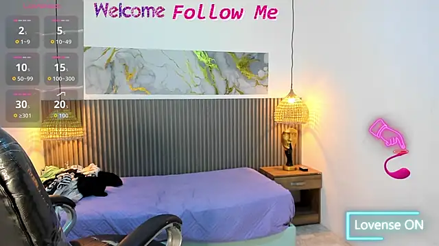 Snapshot of Dyla_n18 chatting on June 2026 09:36:01 PM Dyla n18 online show from June 2026 09:36:01 PM