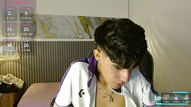 Dyla n18 online show from November 2025 08:12:01 PM