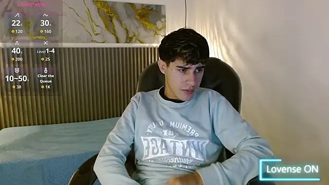 Dyla n18 online show from November 2025 08:02:01 PM