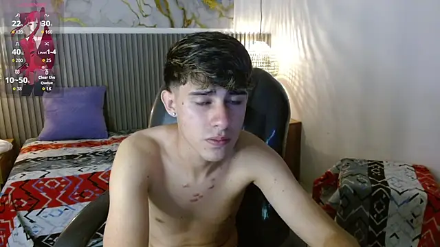 Dyla n18 online show from September 2025 11:11:02 PM