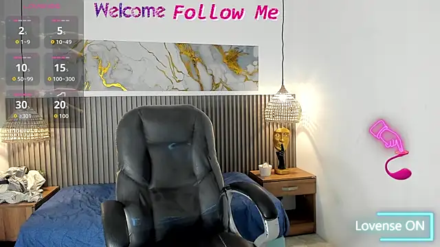 Snapshot of Dyla_n18 chatting on July 2026 08:20:02 PM Dyla n18 online show from July 2026 08:20:02 PM