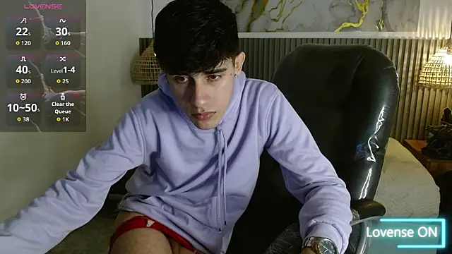 Snapshot of Dyla_n18 chatting on February 2026 08:05:02 PM Dyla n18 online show from February 2026 08:05:02 PM