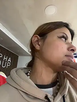 Antonella Torres2 online show from November 2025 06:35:01 AM