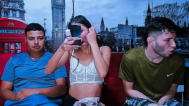 threesome sexy hot online show from February 2025 10:13:02 AM