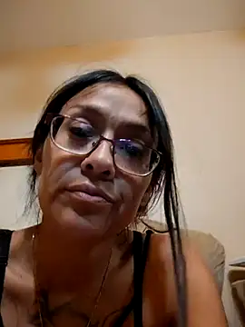 Snapshot of lovlypussy55 chatting on October 2025 02:59:02 AM lovlypussy55 online show from October 2025 02:59:02 AM