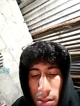 alexander32r online show from April 2026 01:36:02 AM