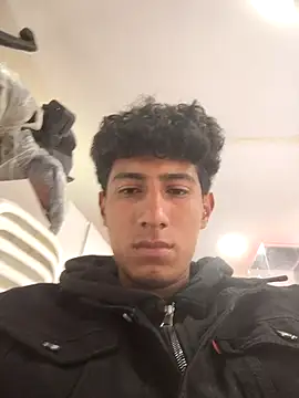 alexander32r online show from December 2025 04:17:02 PM