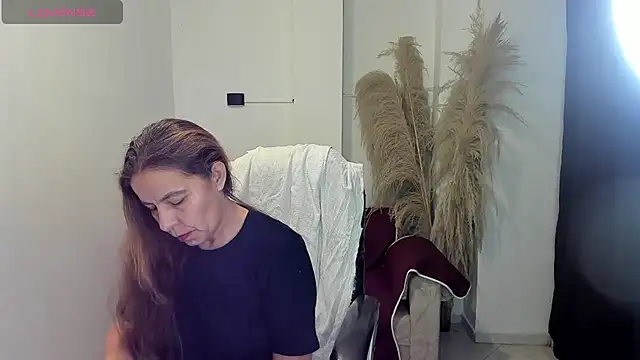 Snapshot of Milf_karlye chatting on June 2026 09:10:02 AM Milf karlye online show from June 2026 09:10:02 AM