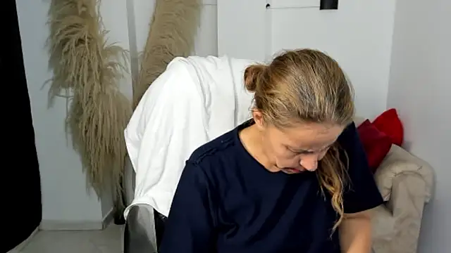 Milf karlye online show from March 2026 01:48:01 AM