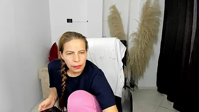 Milf karlye online show from March 2026 04:08:02 AM