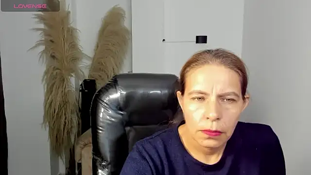 Milf karlye online show from April 2026 02:02:01 AM