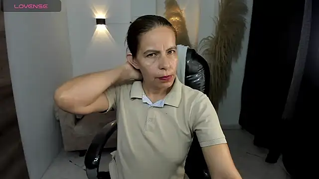 Milf karlye online show from March 2026 02:11:01 AM