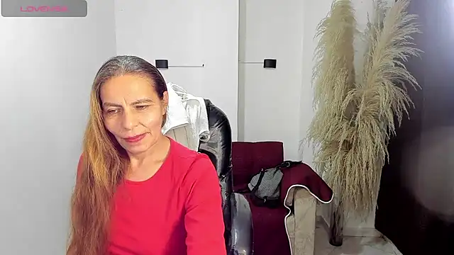 Snapshot of Milf_karlye chatting on June 2026 03:45:02 AM Milf karlye online show from June 2026 03:45:02 AM