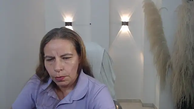 Milf karlye online show from December 2025 02:49:01 AM