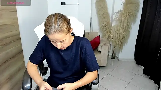 Milf karlye online show from February 2026 04:35:01 AM