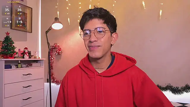 teobowny  online show from December 2025 05:36:01 PM