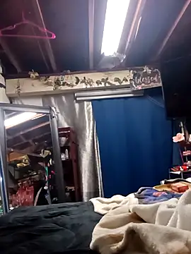 Whipit323 online show from March 2026 03:35:02 AM