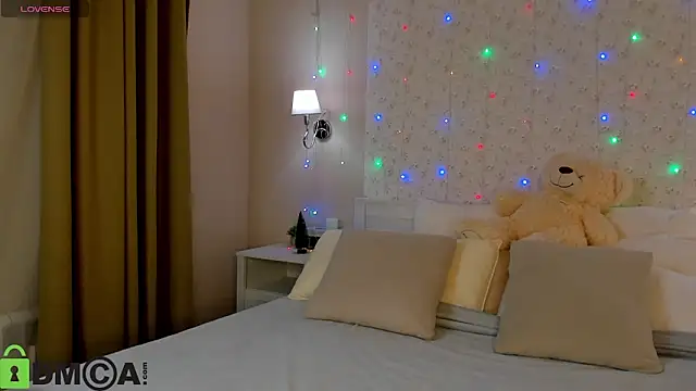 Jennifer Wadee online show from January 2026 11:52:02 PM